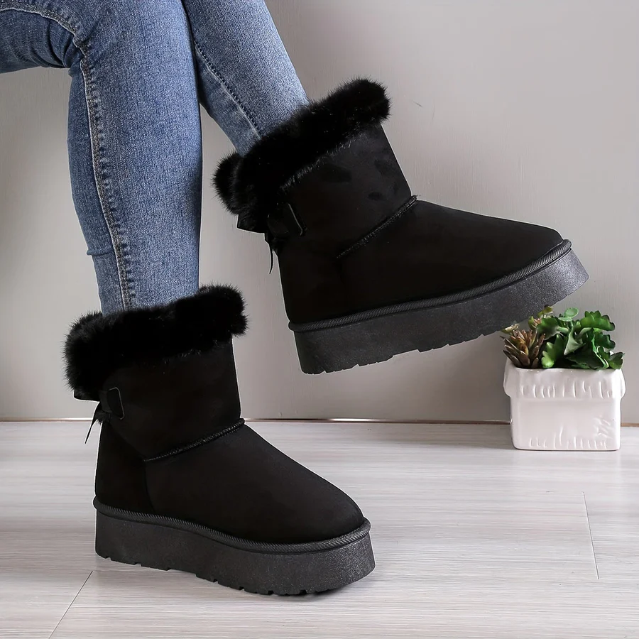 Koa - Schlichte, flauschige Stiefel für Frauen