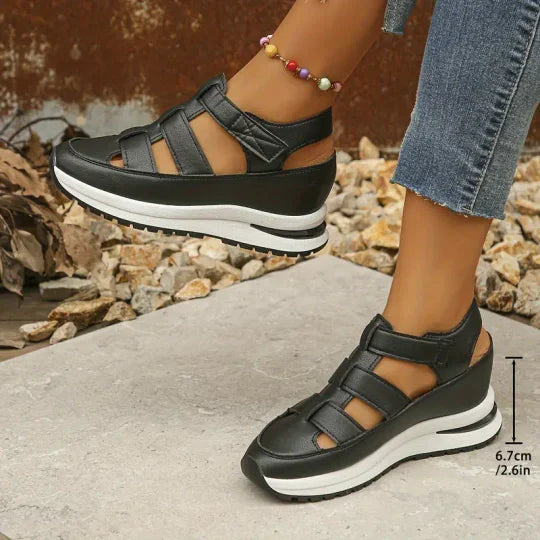 Clara - Geschlossene Sandalen mit hohlem Plateau für Frauen