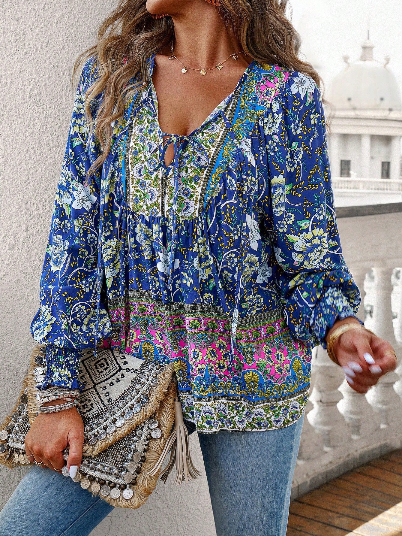 Elara Boho-Blumenbluse