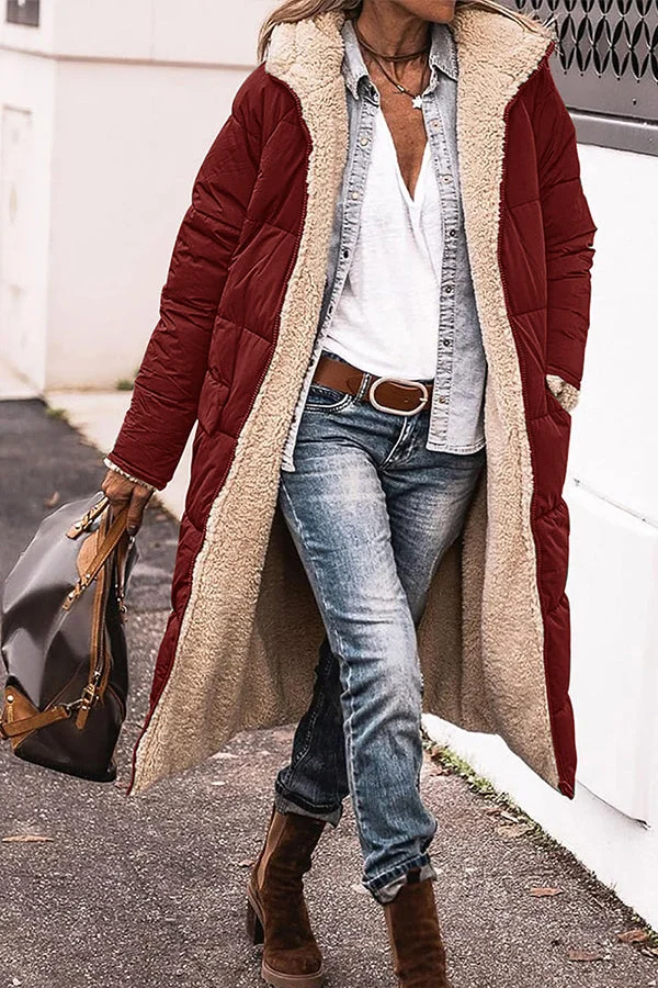 Sibylle - Modische Jacke mit Kapuze und Akzentkragen