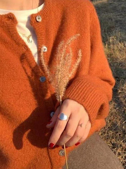 Mehrschichtig gestrickte Strickjacke mit Rundhalsausschnitt