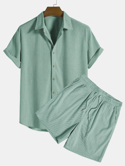 Cord | Kurzärmeliges Button-Down-Hemd & Shorts