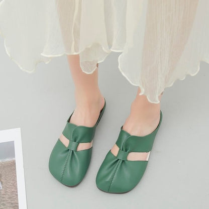 Vespera - Klassische Knopfsandalen für Frauen