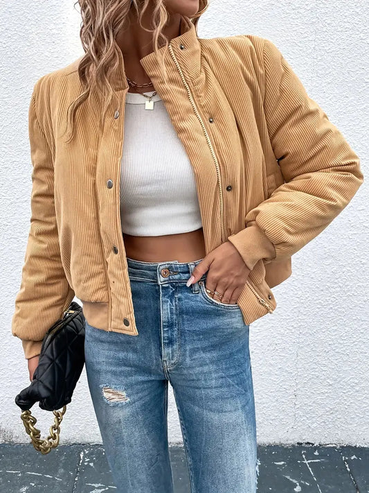 – Stylische, warme Jacke