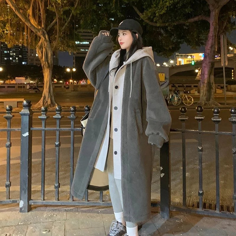 Yasha - Vielseitige Jacke für Frauen