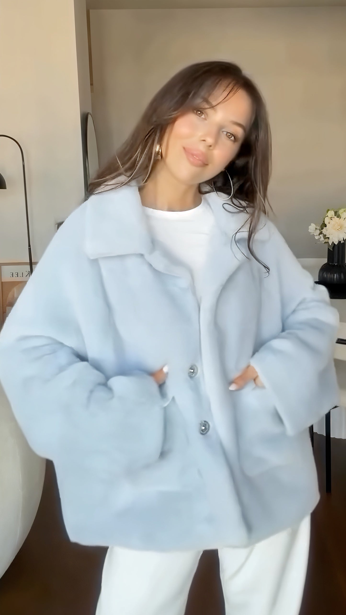 Weiche Jacke mit Taschen und Umlegekragen für Komfort und Eleganz
