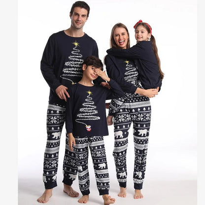 Amelie - Passendes Weihnachtspyjama-Set für die ganze Familie