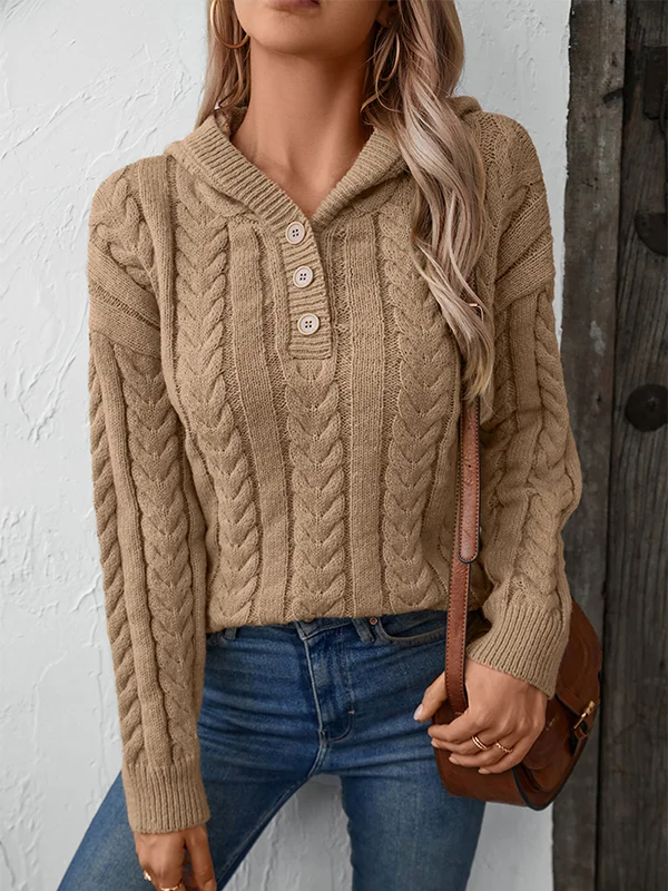 Elegante Strickjacke mit Knöpfen und übergroßer Kapuze für ein stilvolles und bequemes Aussehen bei kaltem Wetter
