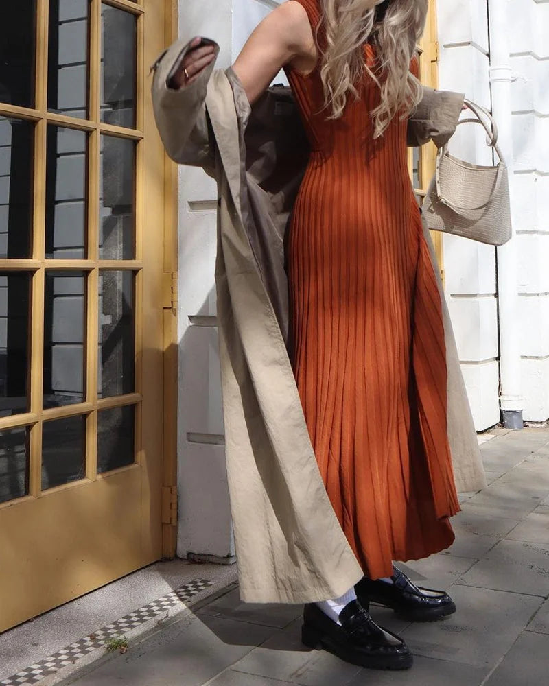 Vayne - Strickkleid mit Rundhalsausschnitt