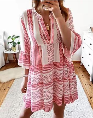 Juliene -Halblanges Kleid mit ausgestellten Ärmeln
