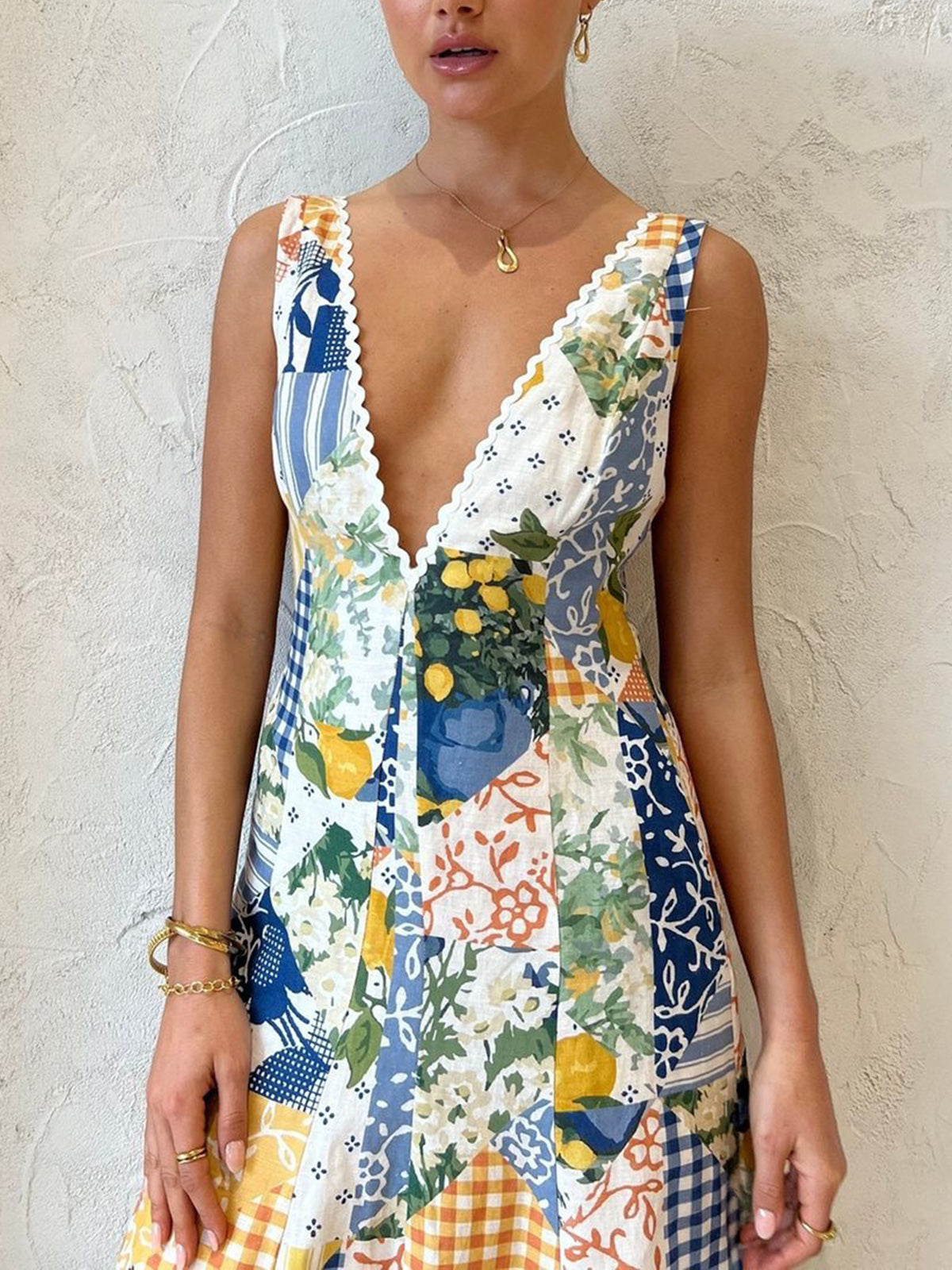 Aisling - Maxikleid mit Limonadenprint und Spitzenbesatz