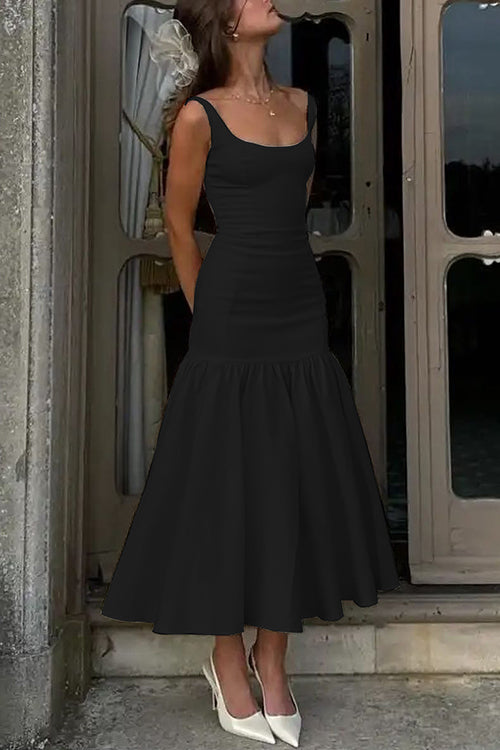 Amaya - Ärmelloses Midikleid mit Rundhalsausschnitt und Rüschen
