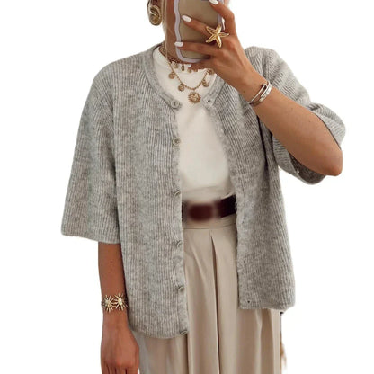 Kurze Damen-Strickjacke