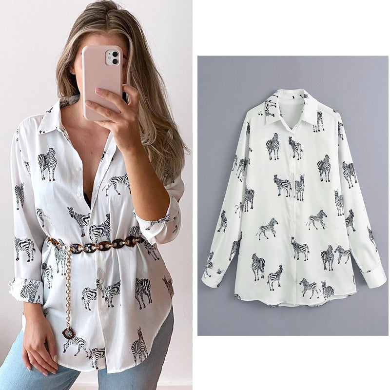 Didi Animal Print Bluse | Eine elegante Satinbluse für Frauen