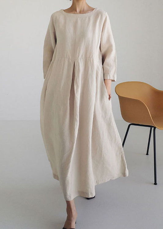 Langes Kleid mit Patchwork-Motiv und praktischen Taschen