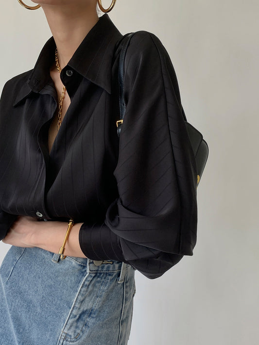 Clara - Shirt mit Stehkragen und Knöpfen, Oversize-Taille
