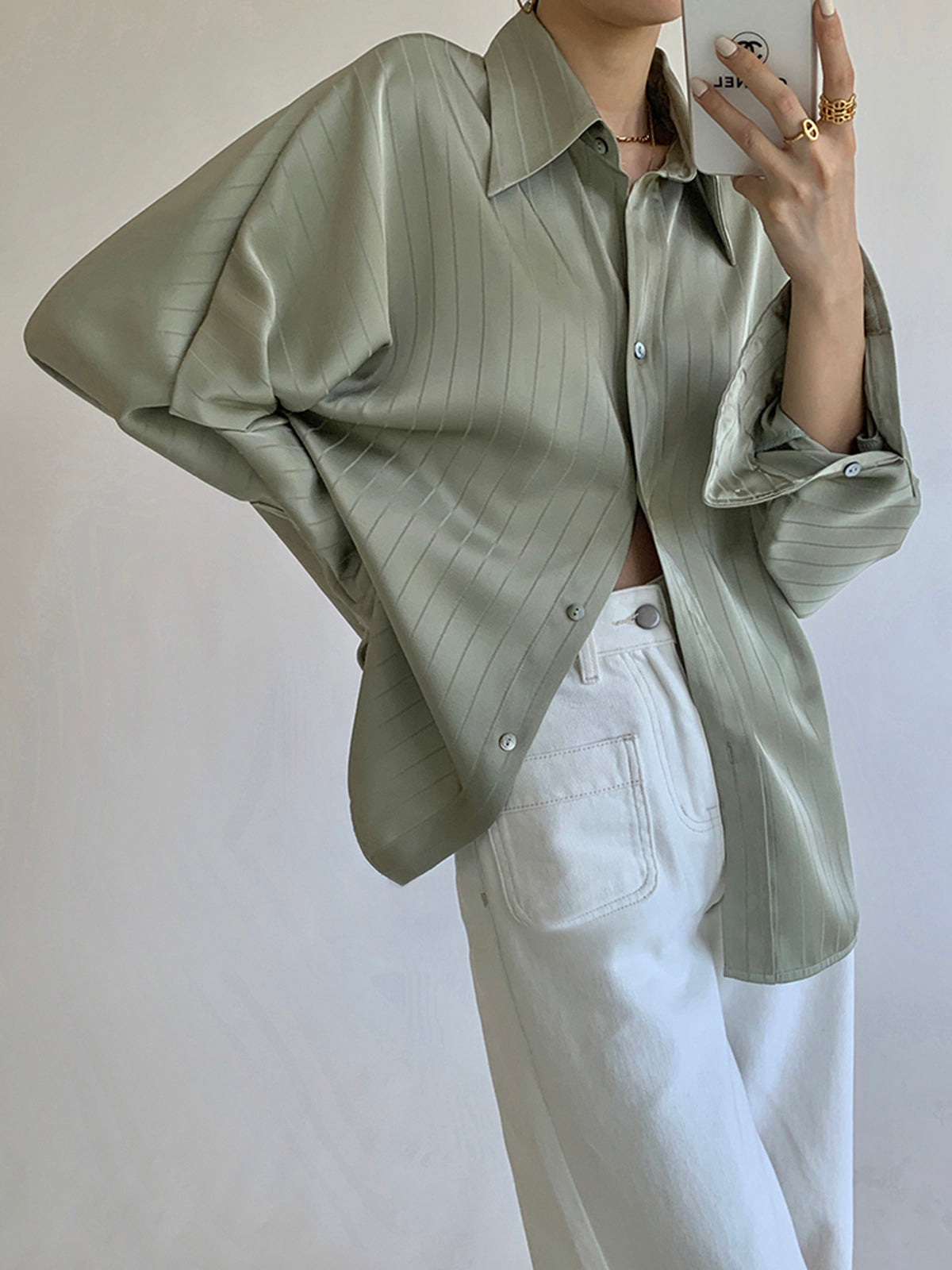 Clara - Shirt mit Stehkragen und Knöpfen, Oversize-Taille
