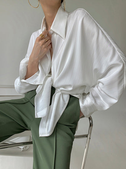 Clara - Shirt mit Stehkragen und Knöpfen, Oversize-Taille
