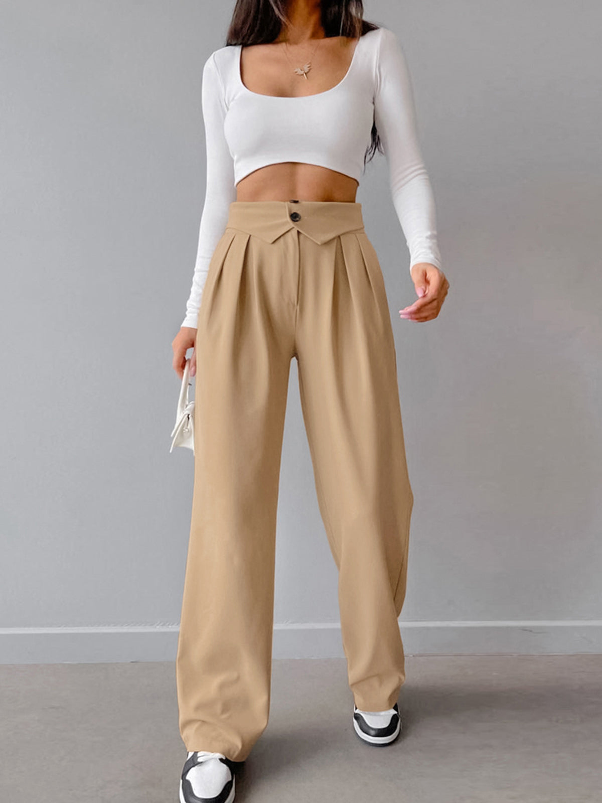 Trendige knöchelfarbene Hose für Damen