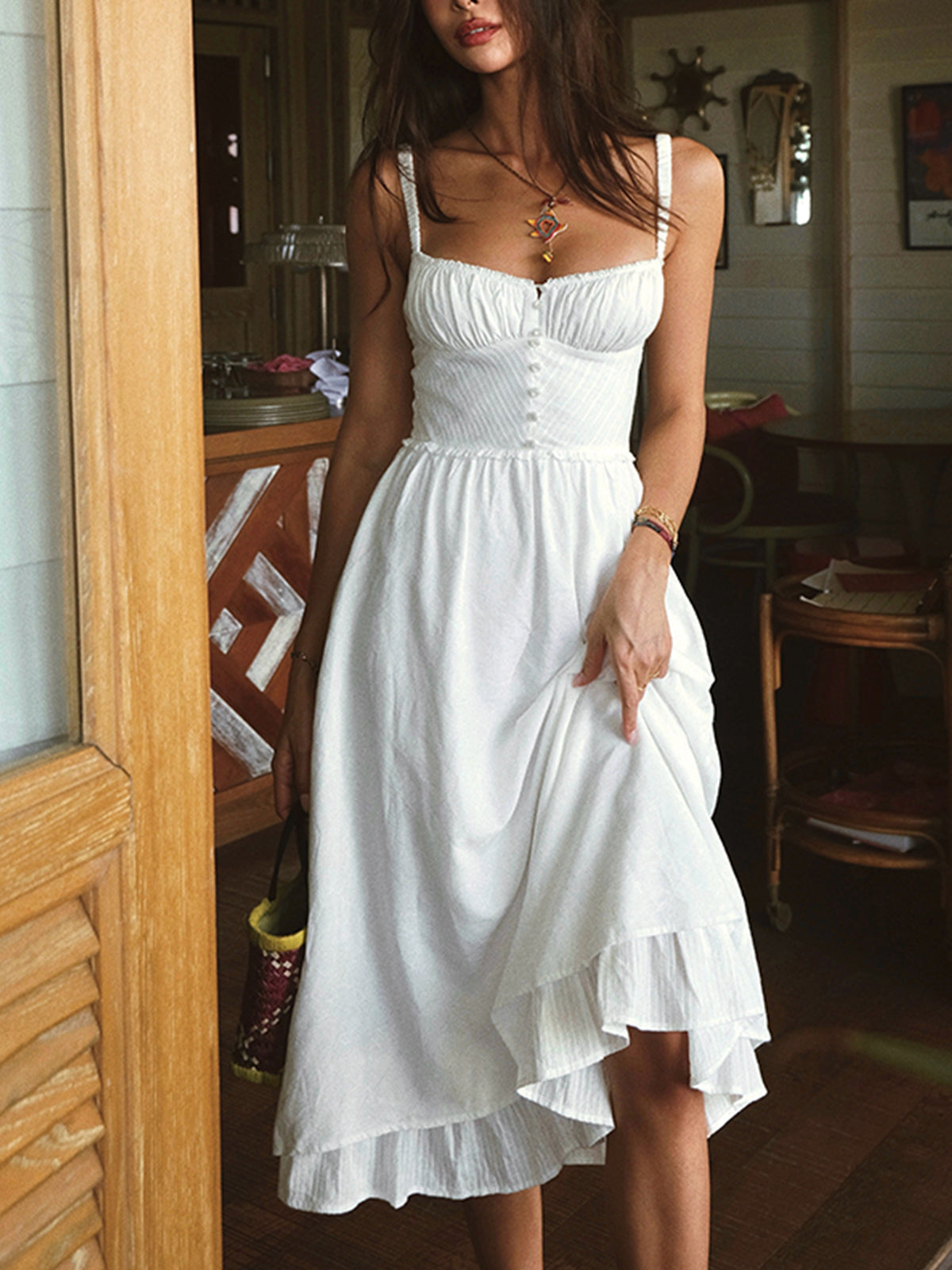 Elegantes Midi-Kleid mit Trägern und Rüschenbesatz