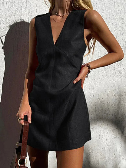 Idonia - Kurzes Kleid mit V-Ausschnitt