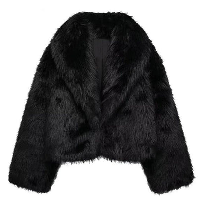 Kurze warme Damenjacke