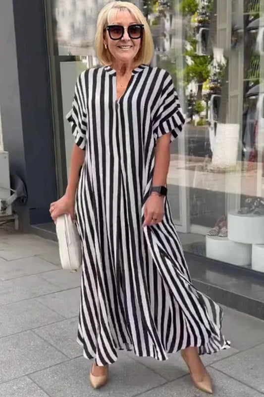 Bertha - kurzärmeliges Boho-Kleid mit gestreifter geschlitzter Weste