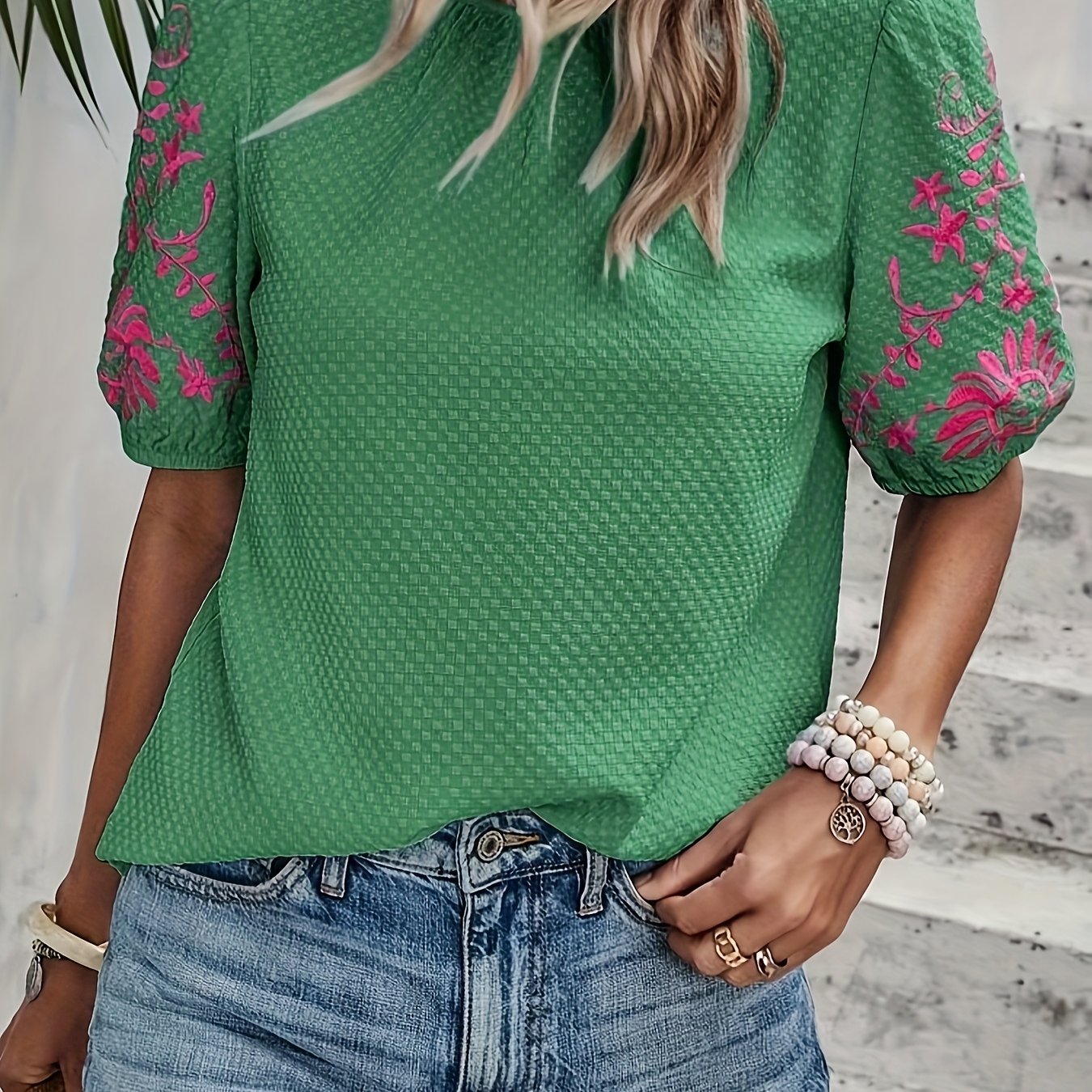 Bluse - Besticktes florales Muster & Atmungsactivees Material