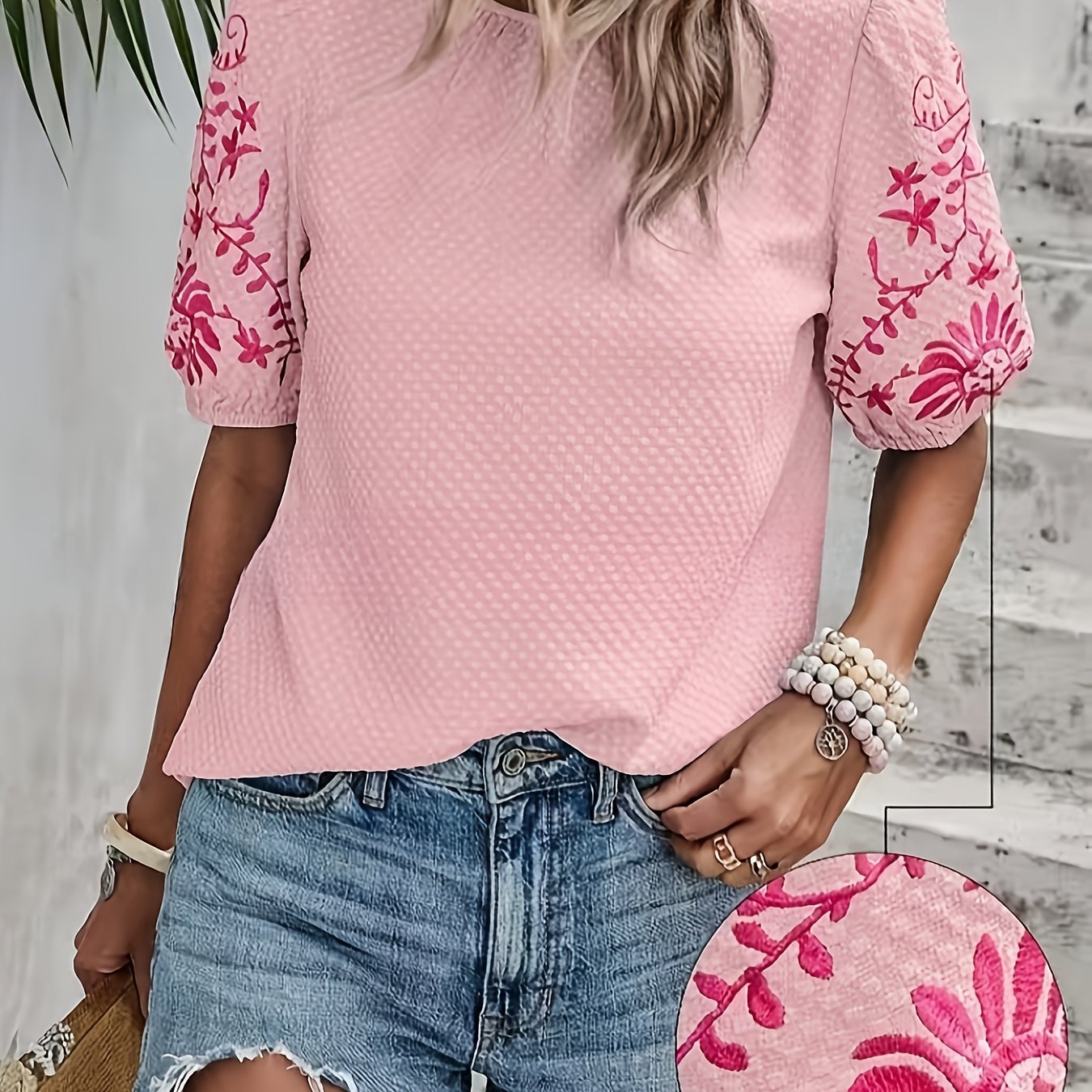 Bluse - Besticktes florales Muster & Atmungsactivees Material