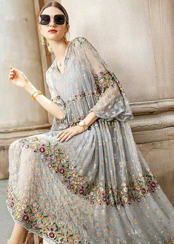 Patchi - Graues Kleid aus Spitzentüll mit besticktem Sweetheart-Ausschnitt