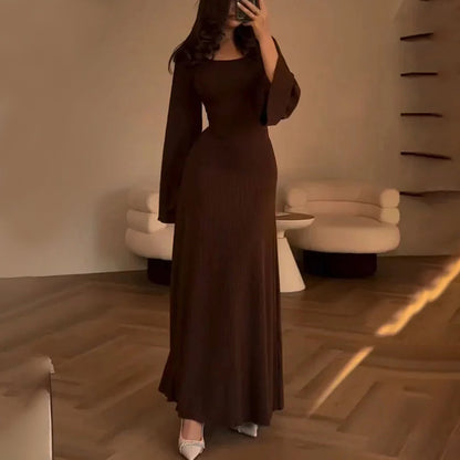 Livia - Modisches Strickkleid
