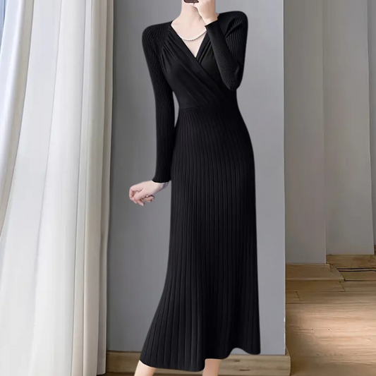 ARWENA - Bequemes Strickkleid für Frauen