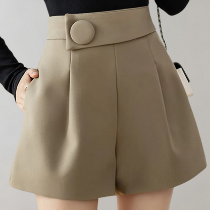 Paprika - Trendige und schicke Shorts für Frauen