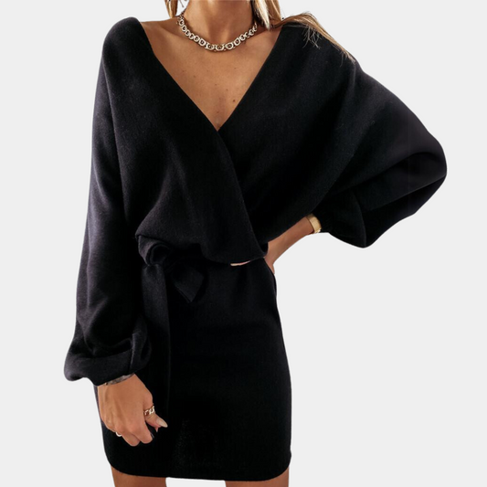 Freizeitkleid mit V-Ausschnitt