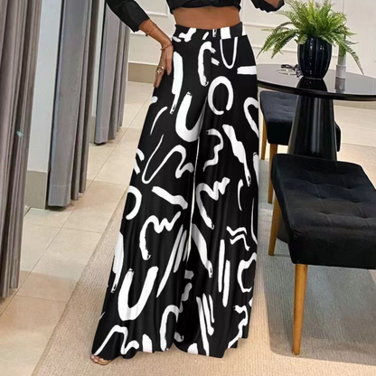 Ruby - Damenhose mit kunstvollem Schnitt und weitem Bein