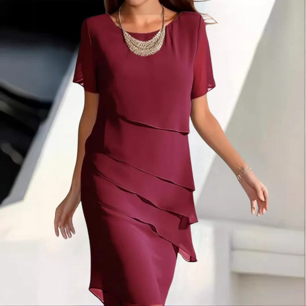 Karmen - Zeitlos elegantes plissiertes Chiffonkleid