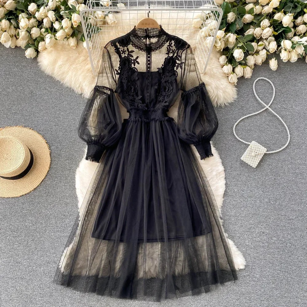 Leticia - Elegantes Blumenmuster Modisches Kleid mit Laternenärmeln