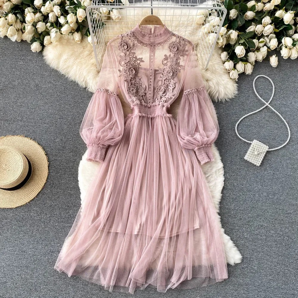 Leticia - Elegantes Blumenmuster Modisches Kleid mit Laternenärmeln