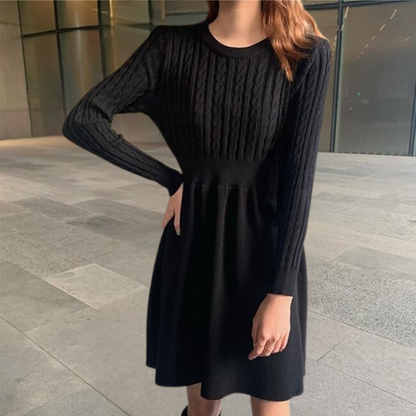 Elora - Elegantes Damenstrickkleid für Damen