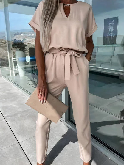 Jumpsuit mit V-Ausschnitt - Cam
