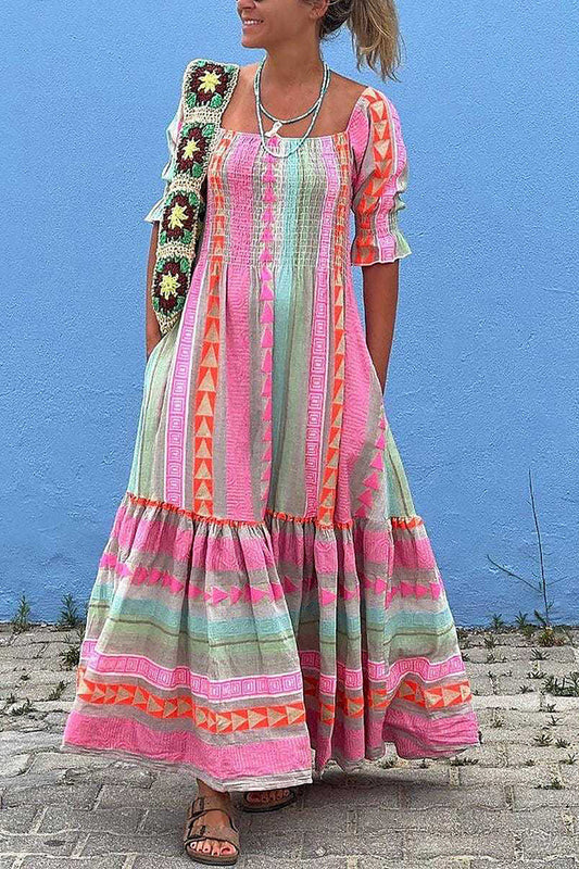 Carlisha - Kleid mit quadratischem Halsausschnitt und sommerlichem Stil