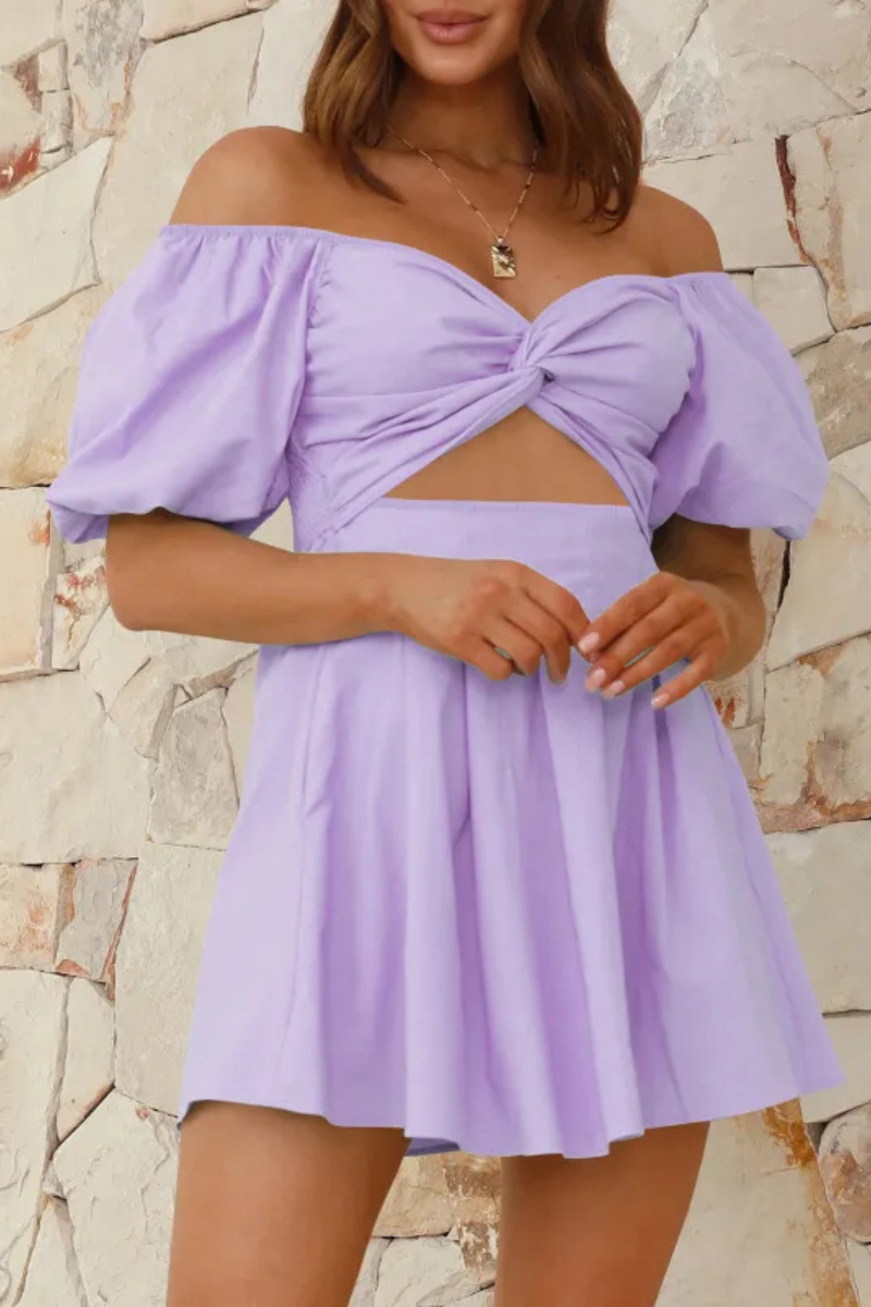 Celeste | Schulterfreies Kleid mit plissierten Laternenärmeln