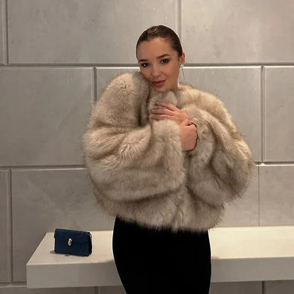 Kathleen - elegante Jacke mit Pelzbesatz