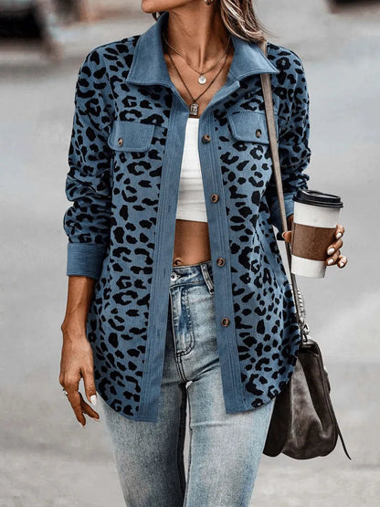 Damenmantel - Pantherprint - Lässiger Chic mit neutralem Kragen - Perfekt für den Frühling