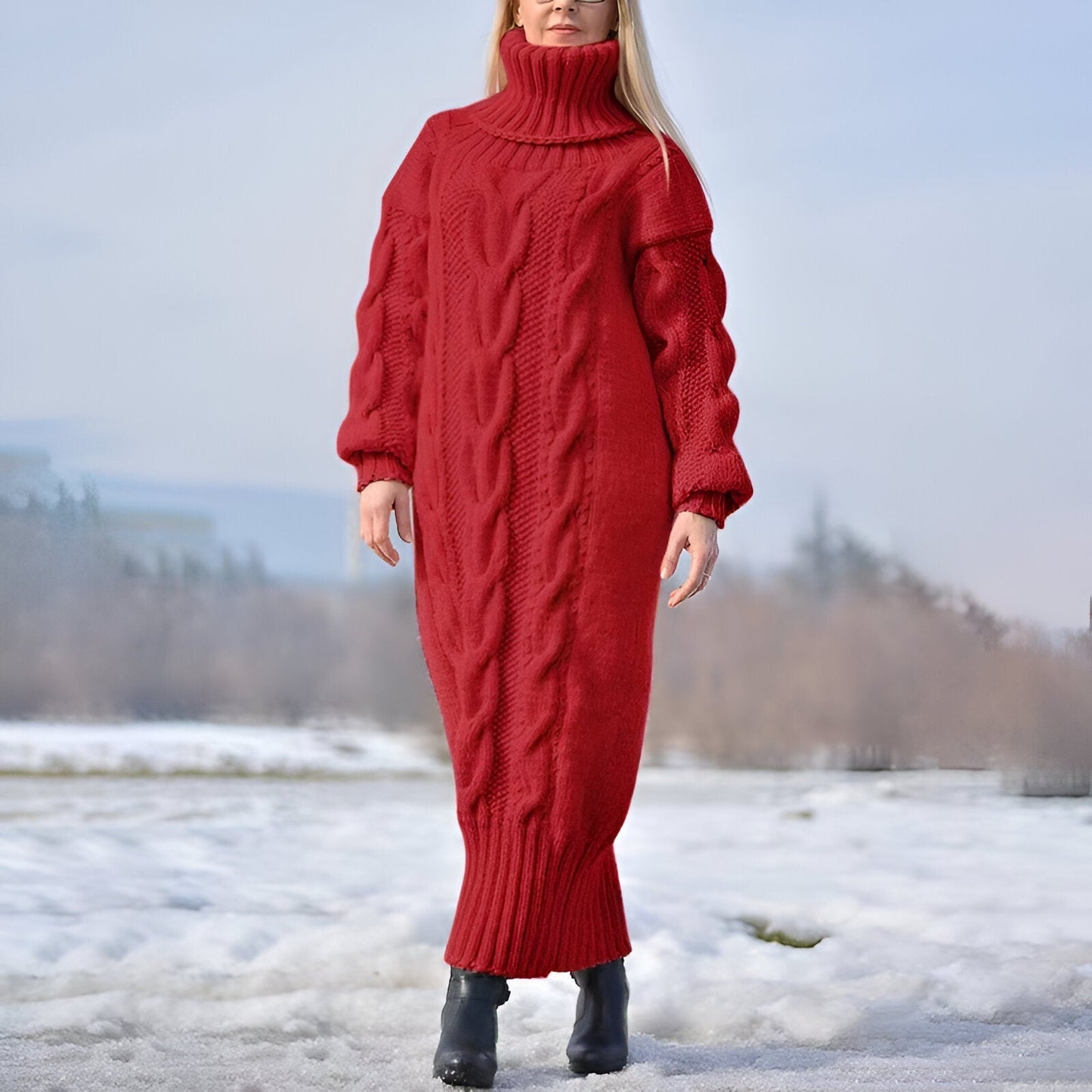 Frida | Kuscheliges Strickkleid mit übergroßem Rollkragen
