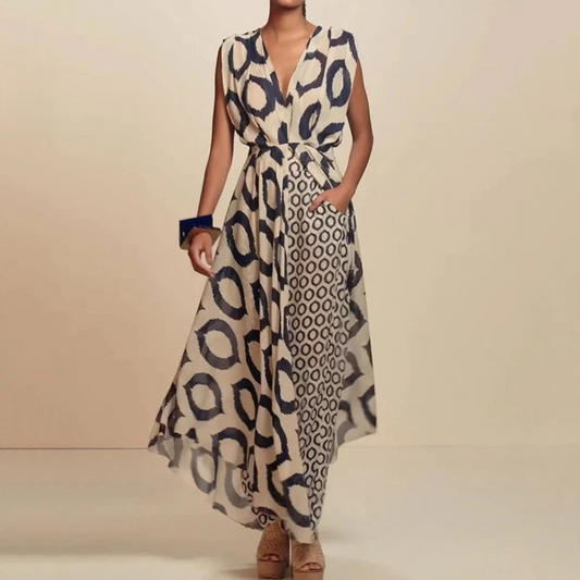 Langes Kleid mit ethnischem Print und Taschen