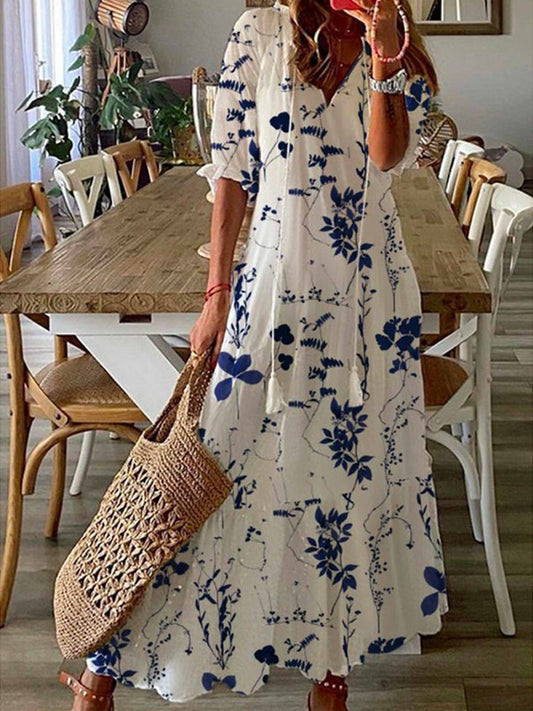 Devia - Blaues, locker sitzendes Maxikleid mit geblümtem Sweetheart-Ausschnitt