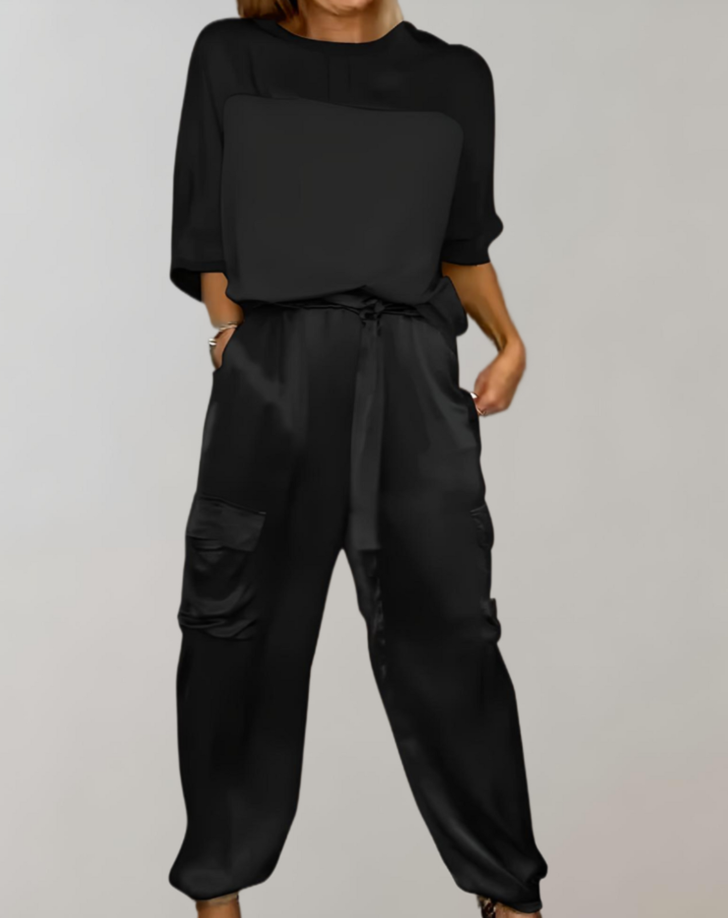 Isabelle - Zweiteiliges Set bestehend aus einem eleganten Satin-Top mit