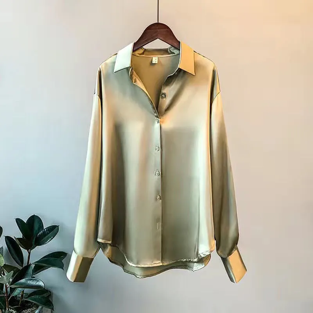Elina | Elegante und stilvolle Bluse
