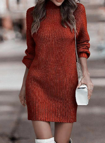 Elegantes Strickkleid mit hohem Halsausschnitt